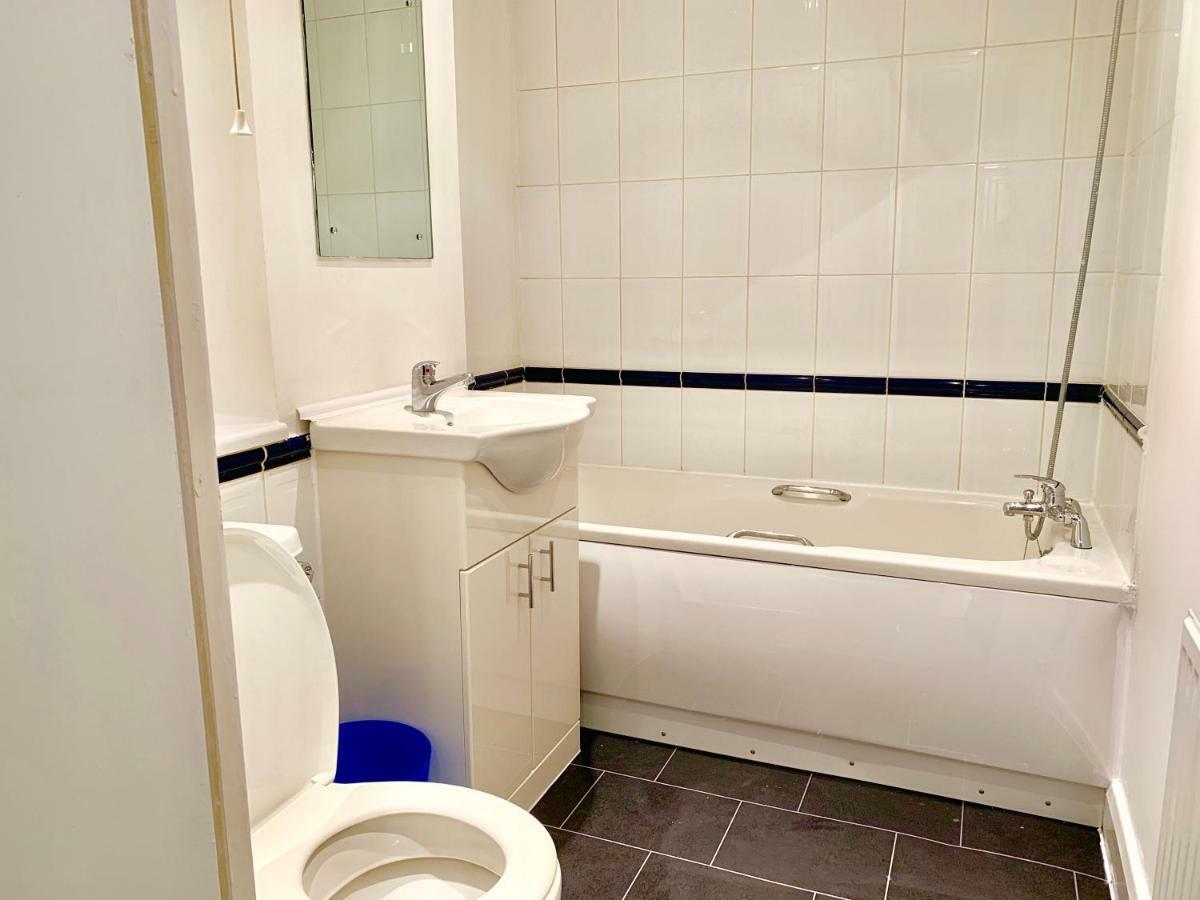 2 Bedrooms Modern Central London Apartment, Full Kitchen, 5 Minutes Tube Station Luaran gambar